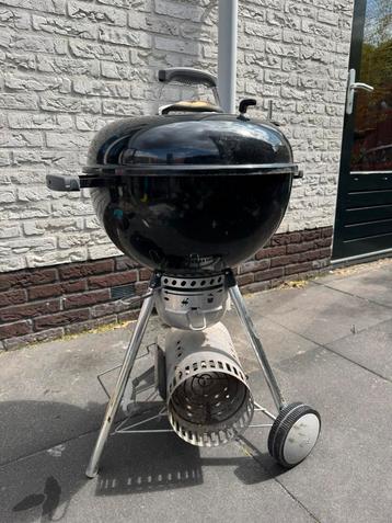 Weber barbecue inclusief brikettenstarter beschikbaar voor biedingen