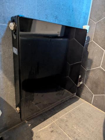 Kleine radiator, toilet Plieger beschikbaar voor biedingen