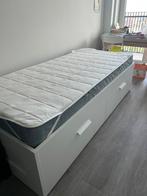 Single bed and mattress in perfect condition, Eenpersoons, Wit, Ophalen of Verzenden, Zo goed als nieuw