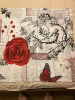 Mooie sierkussen sloop met rozen en vlinders, Ophalen of Verzenden, Zo goed als nieuw, Overige kleuren, Vierkant