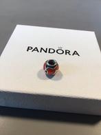 Pandora charm 790436ER (P394), red hot hearts, retired., Sieraden, Tassen en Uiterlijk, Bedels, Pandora, Gebruikt, Ophalen of Verzenden
