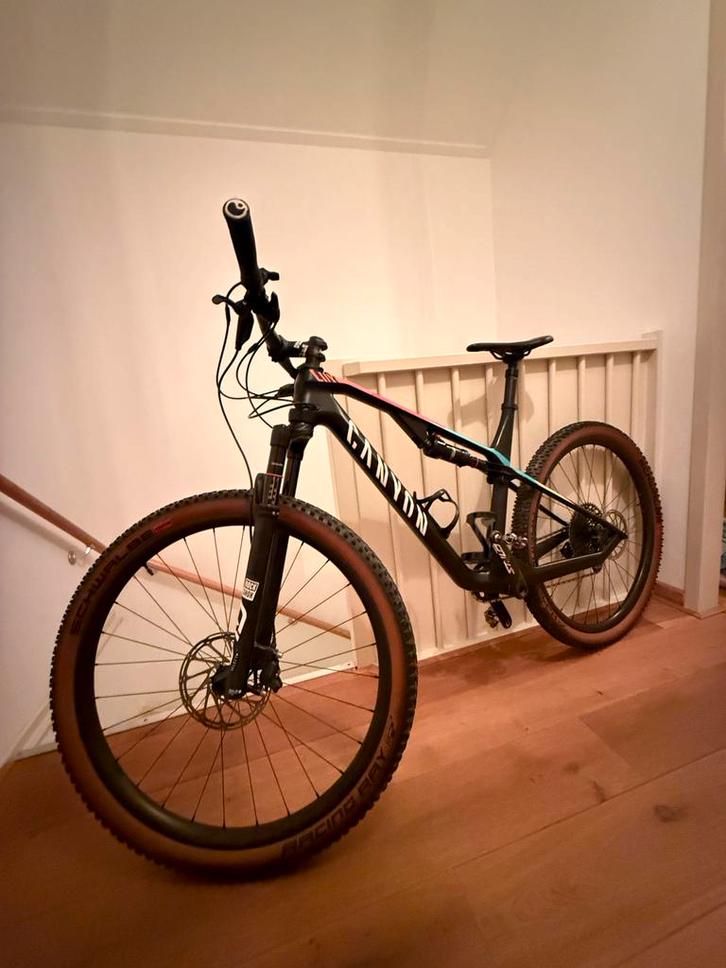 Canyon Lux CF SL 8.0 (2020) maat L full carbon MTB, Fietsen en Brommers, Fietsen | Mountainbikes en ATB, Gebruikt, Heren, Overige merken