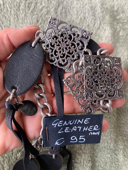 Hand made leather and metal necklace Boutique Central Roma, Sieraden, Tassen en Uiterlijk, Kettingen, Nieuw, Zwart, Ophalen of Verzenden