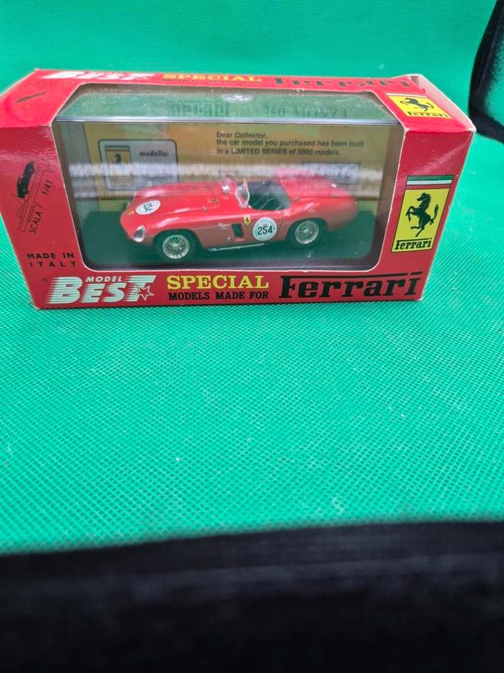 382 ferrari 750 monza 1/43 best, Hobby en Vrije tijd, Modelauto's | 1:43, Zo goed als nieuw, Auto, Ophalen of Verzenden
