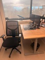 Bureau en stoel - complete thuiswerkplek, nog geen jaar oud, Huis en Inrichting, Bureaus, Ophalen, Elektrisch, Zo goed als nieuw