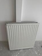 Te koop een radiator, Ophalen, 30 tot 80 cm, Gebruikt, Radiator