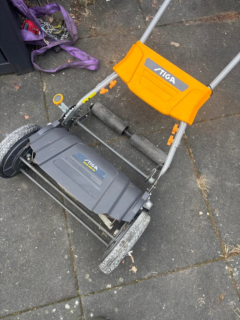 Stiga Handgrasmaaier SCM440 FS - In hoogte verstelbaar, Ophalen, Gebruikt, Handgrasmaaier, 30 t/m 39 cm