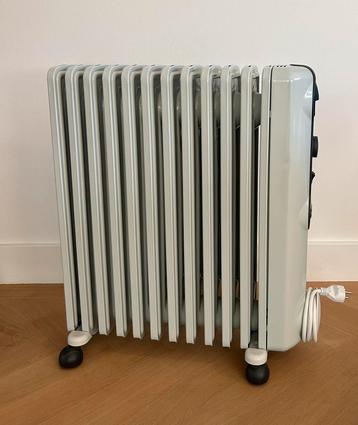 Delonghi TRRS1225 oliegevulde radiator beschikbaar voor biedingen