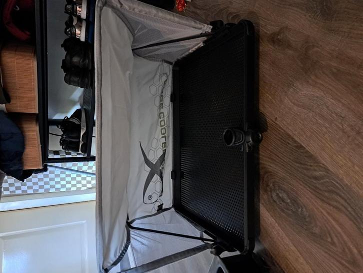 Matrix aasplateau met cover, Watersport en Boten, Hengelsport | Witvissen, Zo goed als nieuw, Overige typen, Ophalen