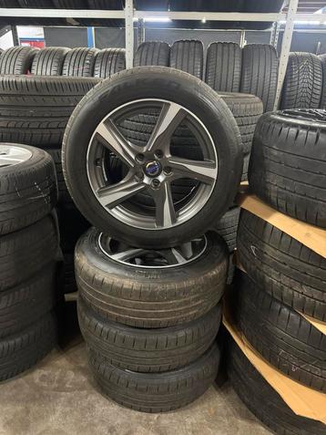 16 inch originele Volvo v40 set 6mm €450,- beschikbaar voor biedingen