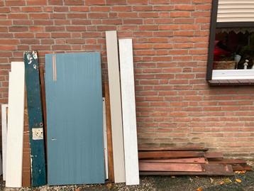Hout beschikbaar voor biedingen
