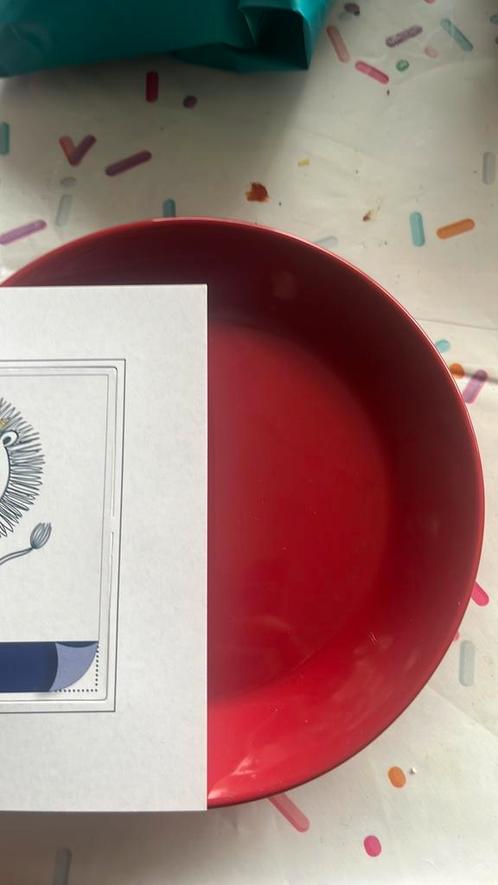 Iitala teema gebaksbordjes rood, Huis en Inrichting, Keuken | Servies, Zo goed als nieuw, Bord(en), Overige stijlen, Ophalen of Verzenden
