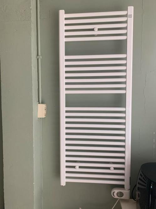 Designradiator elektrisch, Doe-het-zelf en Verbouw, Verwarming en Radiatoren, Zo goed als nieuw, Radiator, 500 tot 800 watt, 80 cm of meer