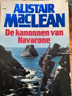 De kanonnen van Navarone - Alistair MacLean, Boeken, Romans, Ophalen of Verzenden, Gelezen, Nederland