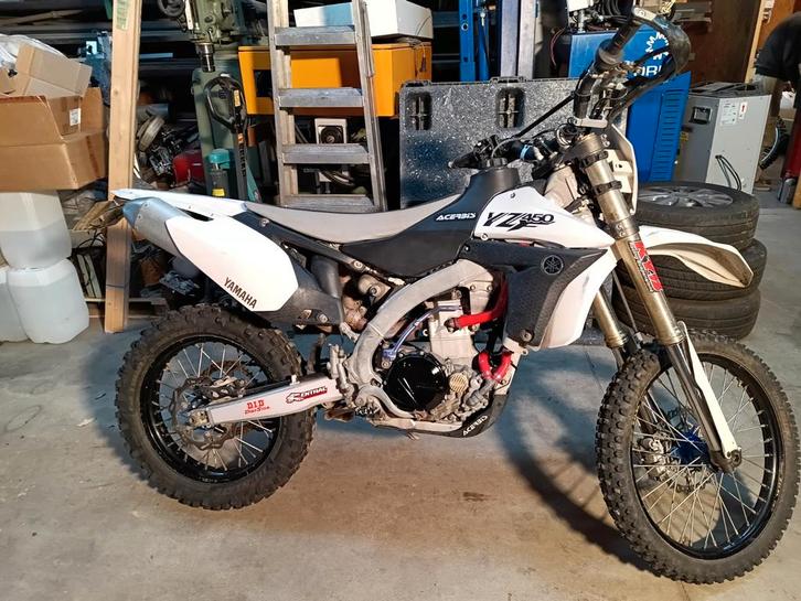 Yamaha YZ450F 2014 met kenteken!, Motoren, Motoren | Yamaha, Particulier, Enduro, meer dan 35 kW, 1 cilinder, Minimaal motorrijbewijs A1