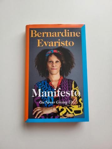 Book: Bernardine Evaristo - Manifesto  beschikbaar voor biedingen