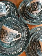 Uitgebreid servies Staffordshire Royal Tudor Coaching Tavern, Ophalen of Verzenden, Zo goed als nieuw, Porselein, Overige stijlen