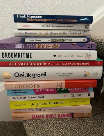 Partij boeken | kaften zijn schoongemaakt beschikbaar voor biedingen