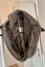 Grijze sjaal met zwarte sterretjes van EDC Esprit, Ophalen of Verzenden, Gedragen, Maat 38/40 (M), Sjaal