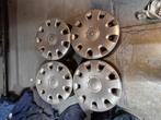 15 inch vw caddy enz. wieldoppen met een set stalen velgen, Ophalen, Gebruikt
