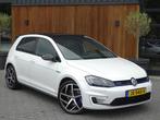 Volkswagen Golf TSI GTE 245PK / GTI R Perf. ed. / LED, Gebruikt, 4 cilinders, Met garantie (alle), Wit