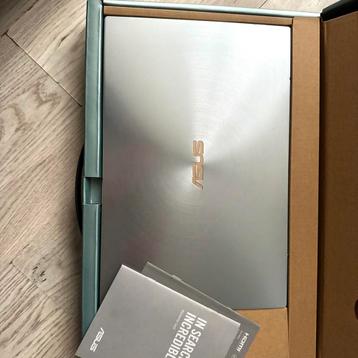 Laptop Asus Zenbook 14inch OPKNAPPER beschikbaar voor biedingen