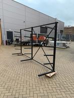 Materiaal stelling liggend MOET SNEL WEG!, Ophalen