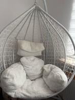 Witte hangstoel met kussens, Huis en Inrichting, Stoelen, Ophalen, Wit, Zo goed als nieuw, Metaal