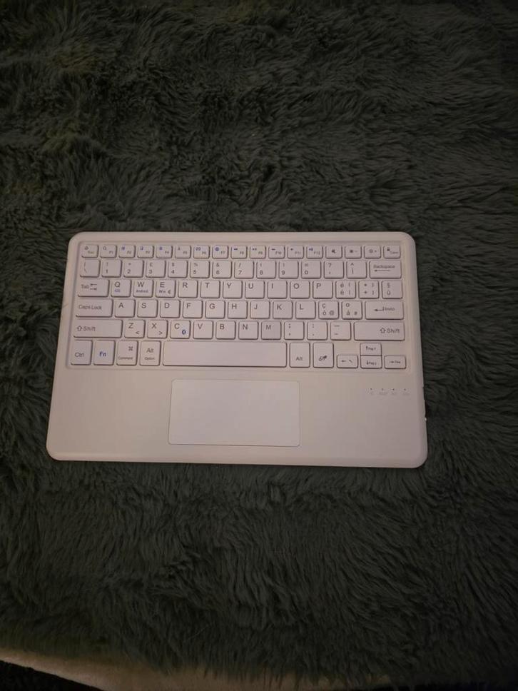 JADEMALL iPad NIEUW! Met Touchpad, paars ipad 10.2 pro 10.5, Computers en Software, Toetsenborden, Nieuw, Qwerty, Draadloos, Opvouwbaar