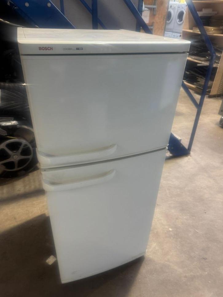Bosch koelkast schoon garantie bezorging, Witgoed en Apparatuur, Koelkasten en IJskasten, Gebruikt, Met vriesvak, Minder dan 75 liter