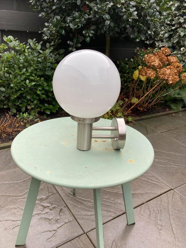 Nieuwe Lindby buitenlamp, muurbevestiging, Huis en Inrichting, Lampen | Wandlampen, Zo goed als nieuw, Ophalen of Verzenden