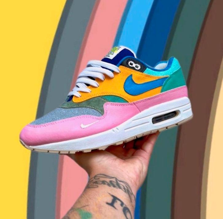 Nike air max 1 custom maat 44, Kleding | Heren, Schoenen, Nieuw, Overige kleuren, Ophalen of Verzenden