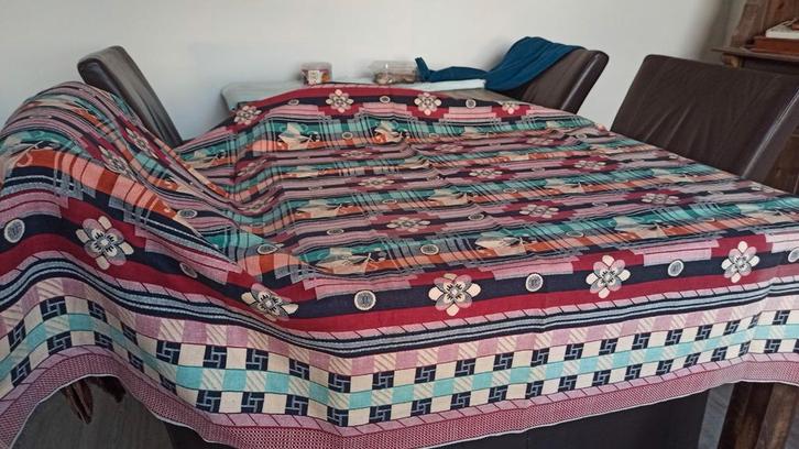Antiek art deco tafelkleed in sprekende kleuren 128 x 149 cm, Antiek en Kunst, Antiek | Kleden en Textiel, Ophalen of Verzenden