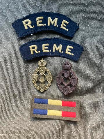 BRITSE CANADESE EMBLEMEN ORIGINEEL WW2 WO2 beschikbaar voor biedingen