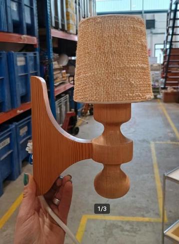 wandlamp 2 dezelfde houten Scandinavische 20 euro p.s. beschikbaar voor biedingen