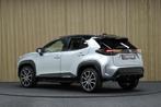 Toyota Yaris Cross 1.5 Hybrid GR Sport | Panoramadak | Direc, Auto's, Toyota, Te koop, Zilver of Grijs, 550 kg, Gebruikt