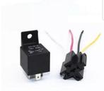 Vier pin relais voor de auto 12v 40a €8,00

Voor mistlampen,, Auto diversen, Auto-accessoires, Ophalen of Verzenden