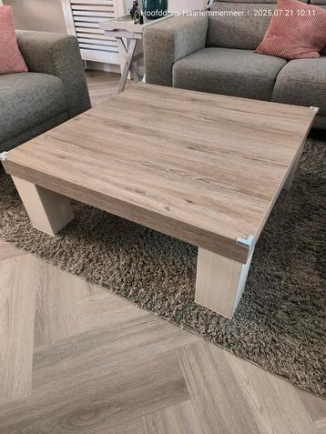 Mooie grote salontafel.  beschikbaar voor biedingen