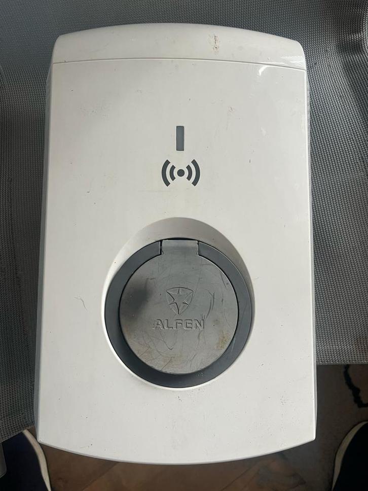 Alfen Laadpaal Wand - 2 jaar oud -, Auto diversen, Laadpalen, Gebruikt, Laadpaal, Ophalen