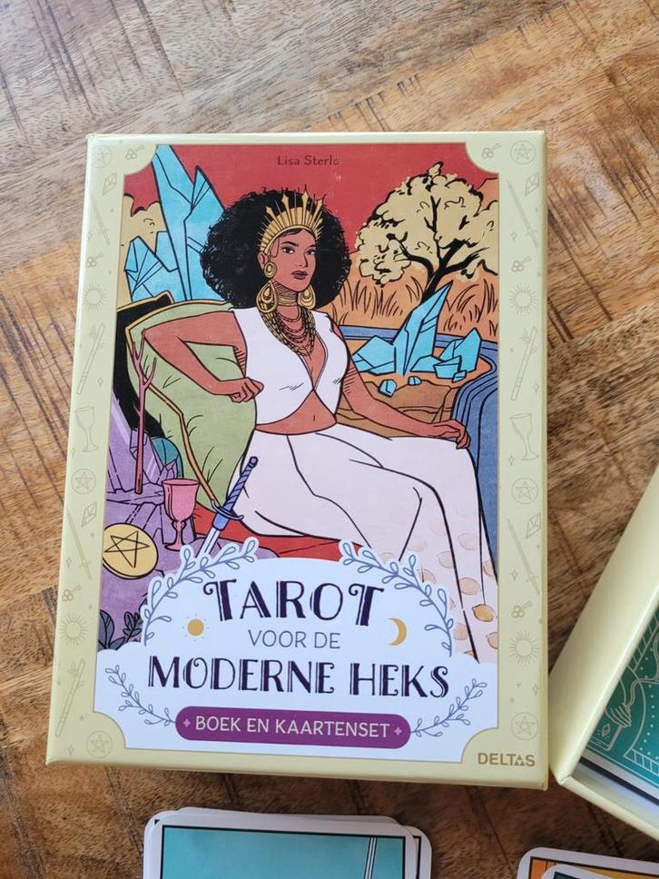 Lisa Sterle Tarot - Moderne Heks, Boeken, Esoterie en Spiritualiteit, Ophalen of Verzenden