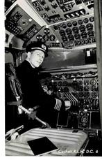 KLM  Gezagvoerder in  cockpit  DC 6, Verzamelen, Luchtvaart en Vliegtuigspotten, Gebruikt, Schaalmodel, Verzenden