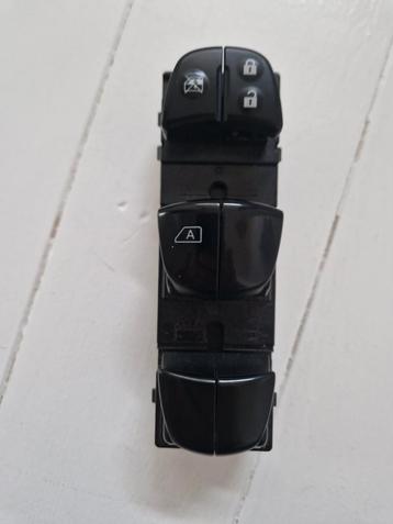 Raamschakelaar Nissan X-Trail beschikbaar voor biedingen