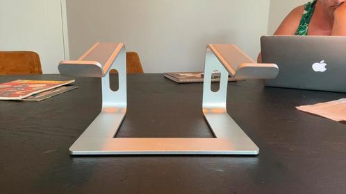 Fraaie (demontabele) aluminium laptopsteun (macbook o/a), Computers en Software, Laptopstandaarden, Zo goed als nieuw, Ophalen of Verzenden