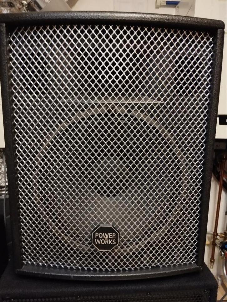 Speakers power works actief plus Yamaha mengpaneel, Muziek en Instrumenten, Mengpanelen, Gebruikt, 10 tot 20 kanalen, Ophalen of Verzenden