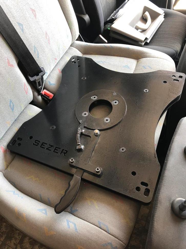 VW TRANSPORTER T5 T6 STOEL DRAAIPLATEAU LINKS RECHTS NIEUW, Auto-onderdelen, Interieur en Bekleding, Volkswagen, Nieuw, Verzenden