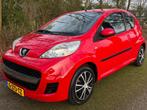 Peugeot 107 1.0-12V XS AUTOMAAT 2009 APK 10-2026 RIJD EN SCH, Auto's, Peugeot, Stof, Gebruikt, Zwart, 4 stoelen