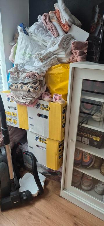 Baby kleding 50 tot 86 en schoentjes.  beschikbaar voor biedingen