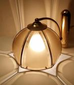 Art deco wandlamp / wand lamp glas bruin met messing goud, Huis en Inrichting, Lampen | Wandlampen, Glas, Verzenden, Vintage / art deco