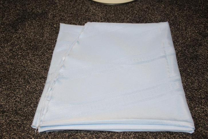 tafelkleed rond diameter 1.70 blauw, Huis en Inrichting, Keuken | Textiel, Gebruikt, Tafelkleed of Tafelzeil, Blauw, Ophalen of Verzenden