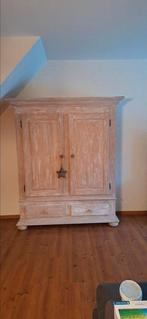 Eiken kasten  en tafel, Ophalen, Gebruikt, Tweepersoons